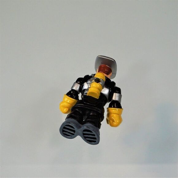 Rescue Heroes Mattel Fisher Price Toy 2005 Fireman Figure - Picture 6 of 7